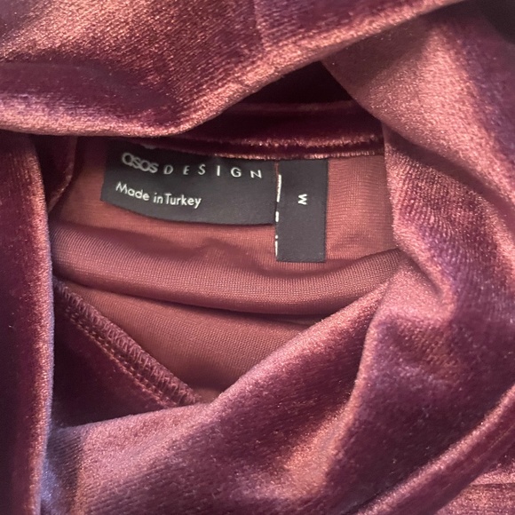 ASOS- maroon velvet turtleneck - Picture 2 of 2